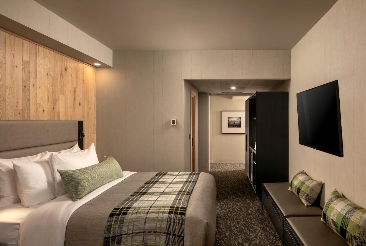 Peaks Hotel And Suites Banff Kültér fotó