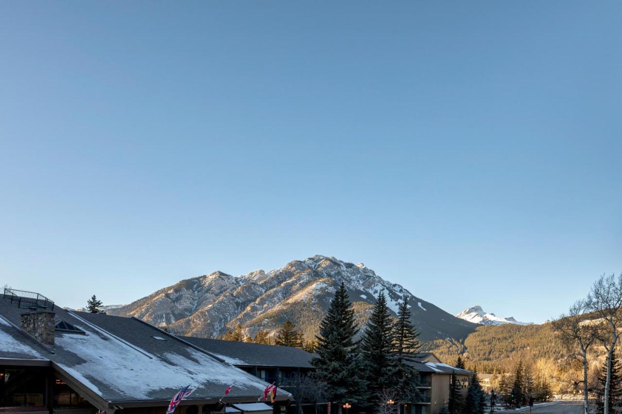 Peaks Hotel And Suites Banff Kültér fotó