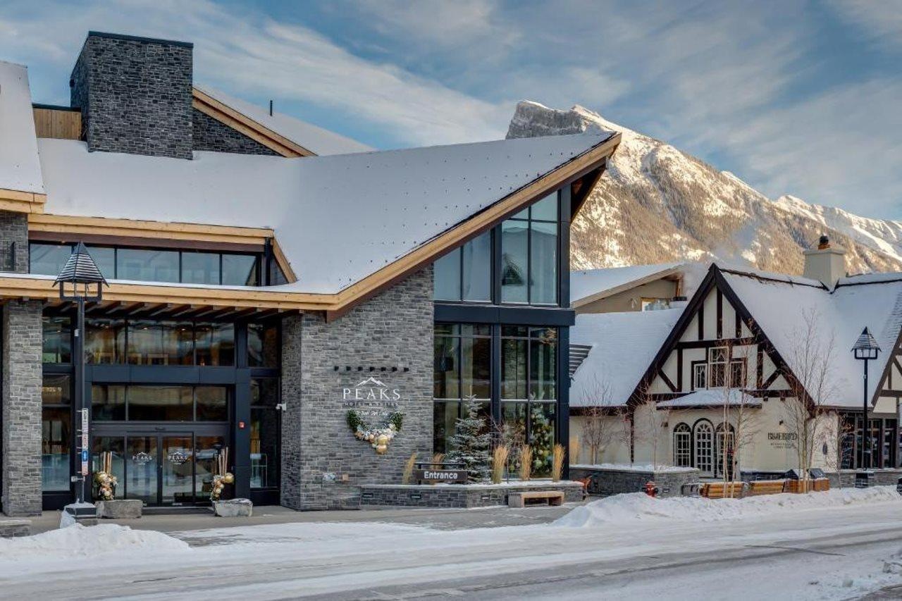 Peaks Hotel And Suites Banff Kültér fotó
