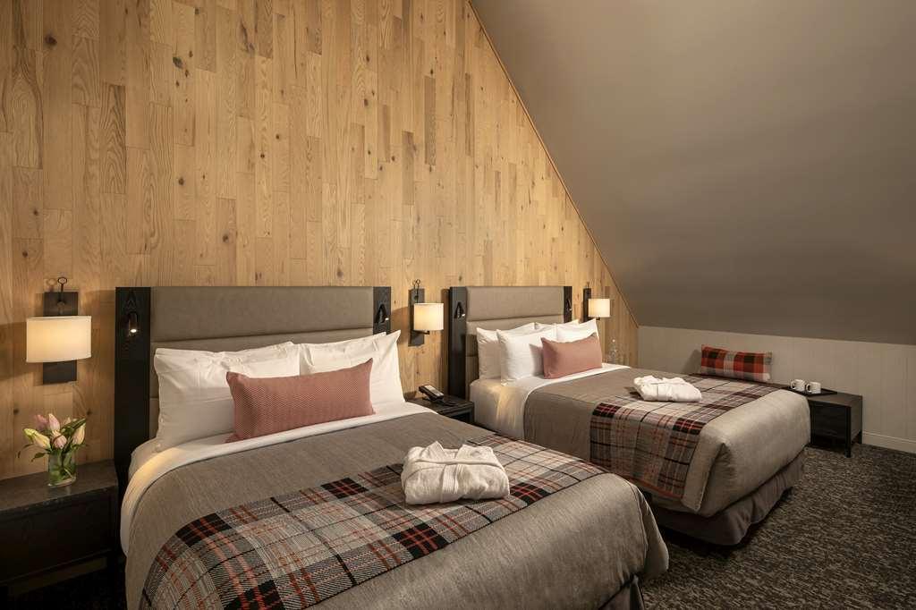 Peaks Hotel And Suites Banff Szoba fotó